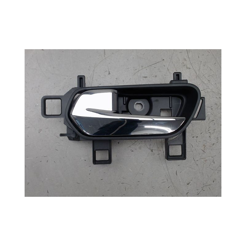 POIGNEE INTERIEURE PORTE AVANT GAUCHE NISSAN MICRA
