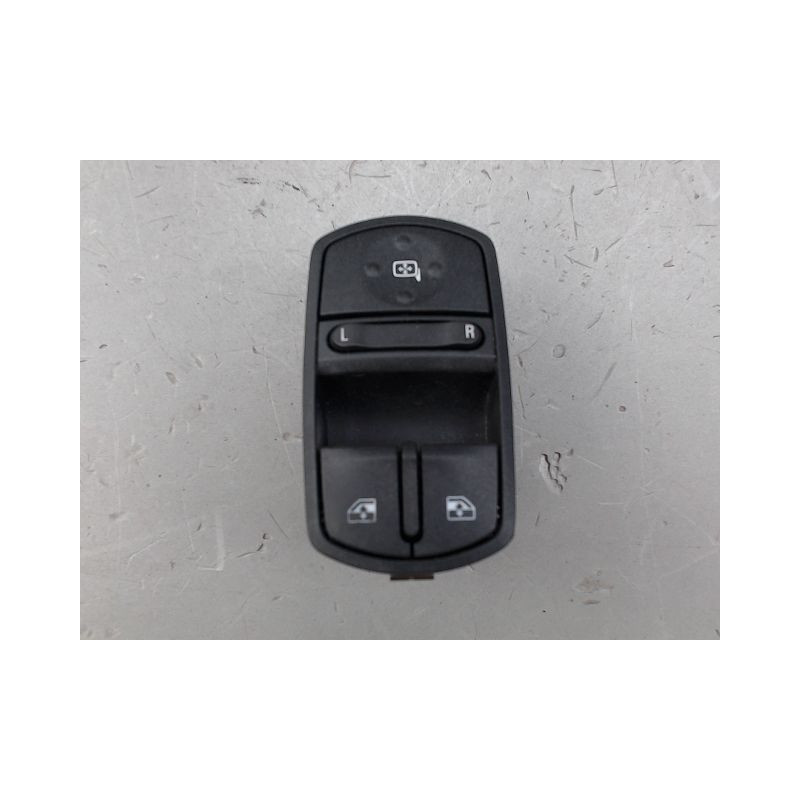 COMMANDE LEVE-GLACE PORTE AVG OPEL CORSA