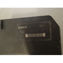 BOITE A FUSIBLES RENAULT MEGANE