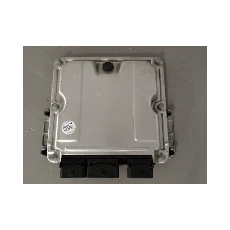 CALCULATEUR MOTEUR PEUGEOT 607