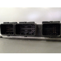 CALCULATEUR MOTEUR PEUGEOT 607