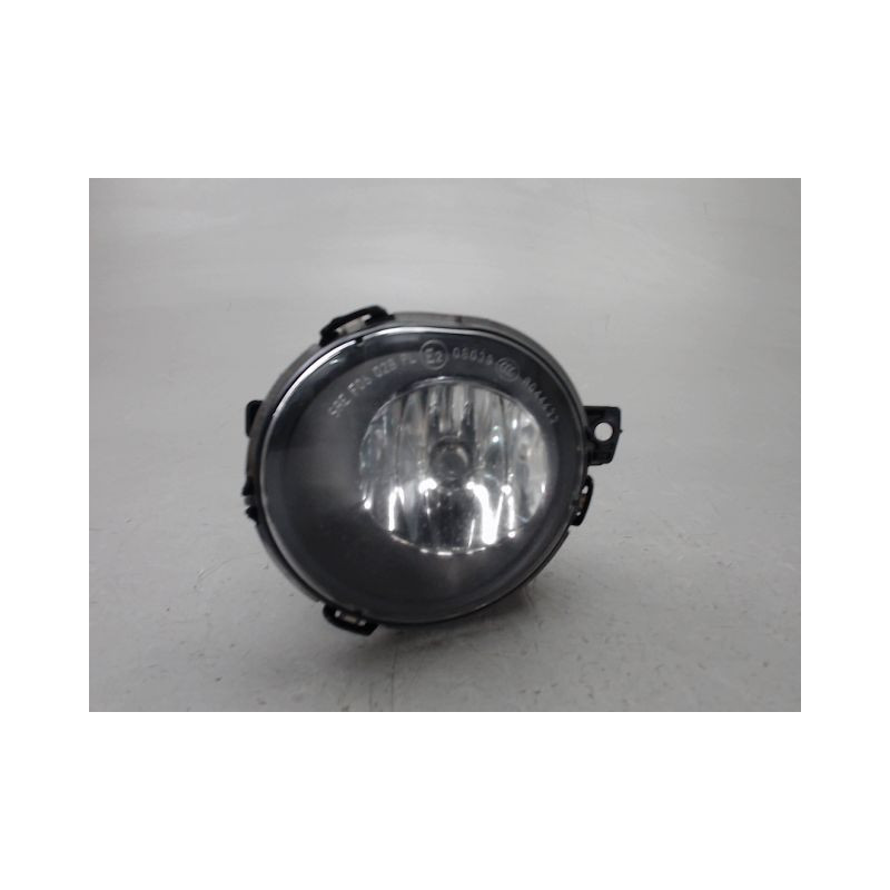 PHARE ANTIBROUILLARD AVANT GAUCHE VOLVO C30