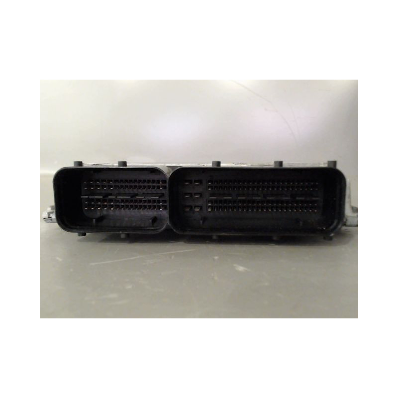 CALCULATEUR MOTEUR VOLKSWAGEN POLO