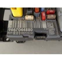BOITE A FUSIBLES CITROEN C4