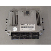 CALCULATEUR MOTEUR RENAULT LAGUNA