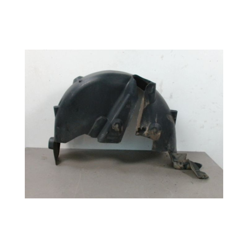 PARE-BOUE ARRIERE DROIT RENAULT CLIO