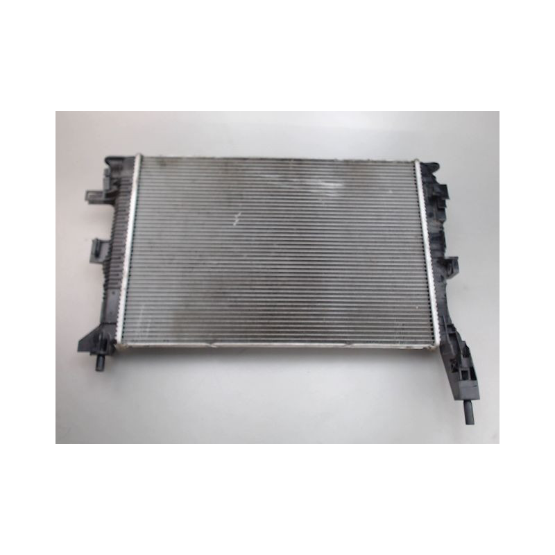 RADIATEUR FORD FOCUS