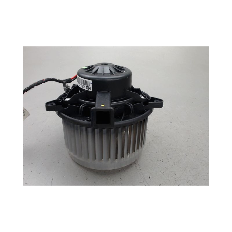 MOTEUR VENTILATEUR CHAUFFAGE OPEL MERIVA