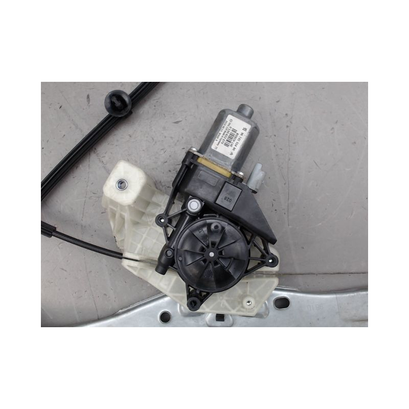 MECANISME LEVE-GLACE AVANT DROIT CITROEN C4 CACTUS