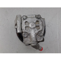 POMPE DIRECTION ASSISTEE LAND ROVER FREELAND.