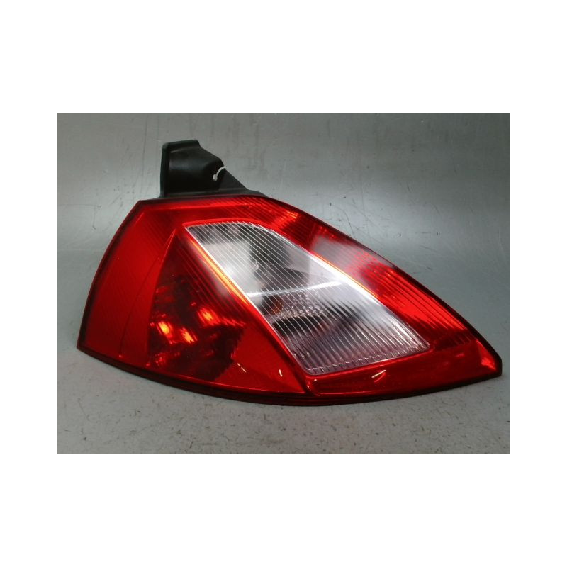 FEU ARRIERE GAUCHE  RENAULT MEGANE II PH1 02-05