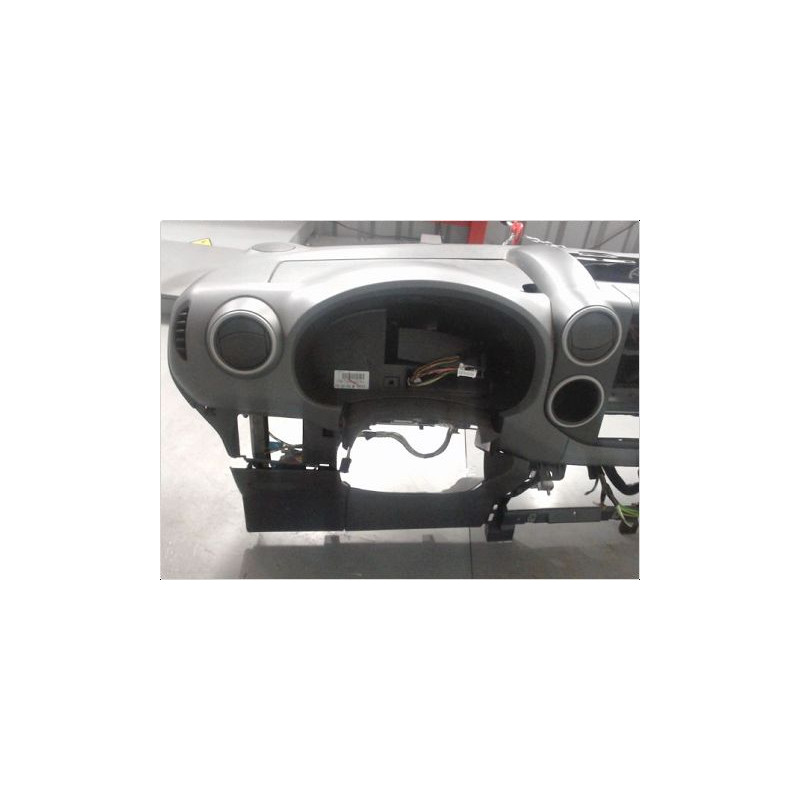 PLANCHE DE BORD  PEUGEOT PARTNER II PH2 FGT 12-15