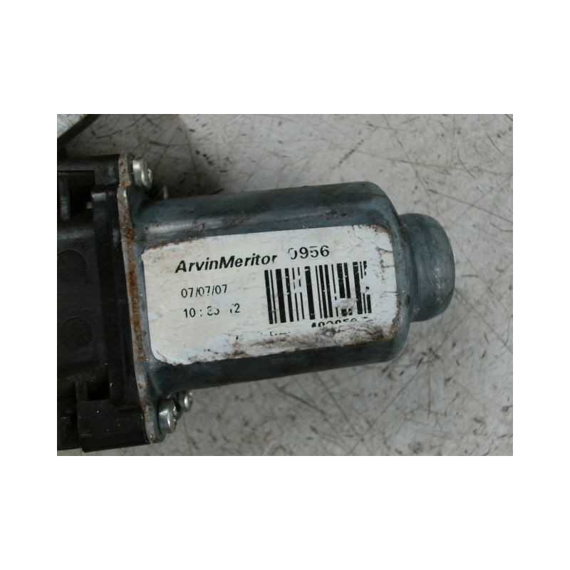 MECANISME+MOTEUR LEVE-GLACE AVANT DROIT RENAULT TWINGO