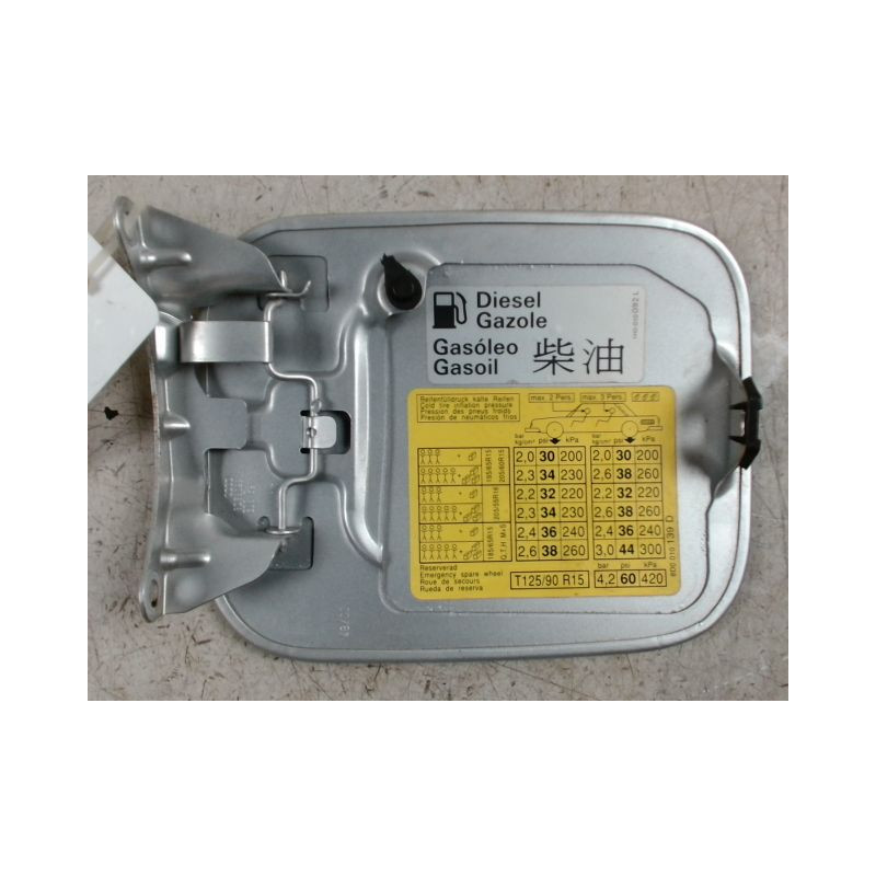 VOLET DE TRAPPE CARBURANT AUDI A4 AVANT 99-2001