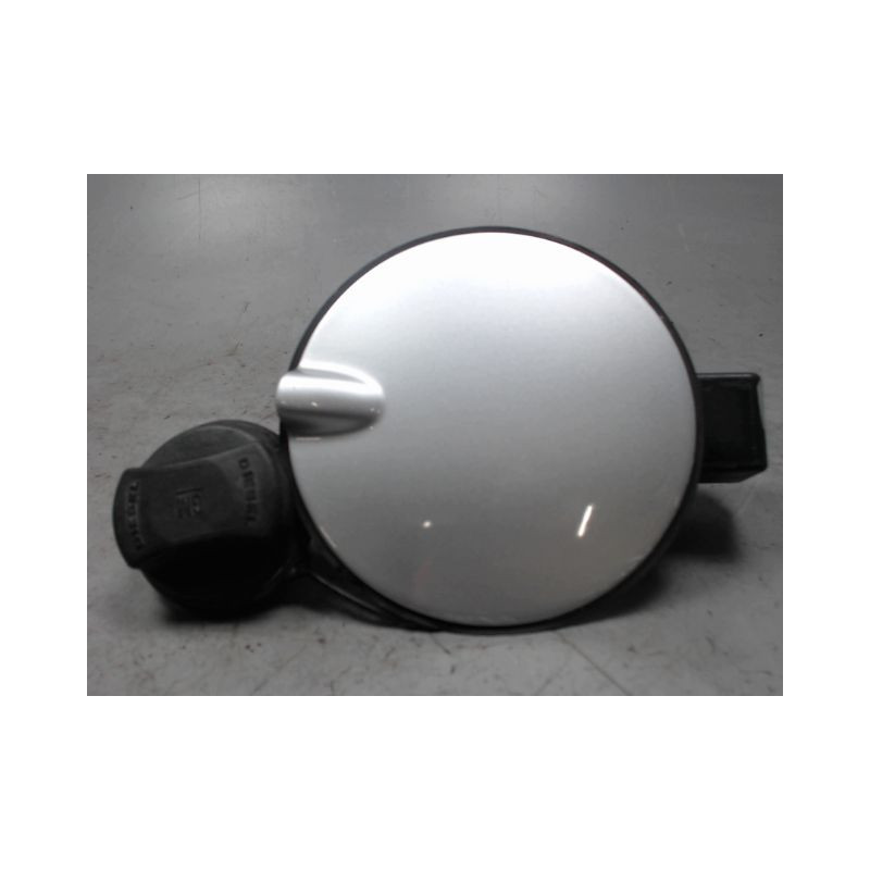 VOLET DE TRAPPE CARBURANT OPEL CORSA