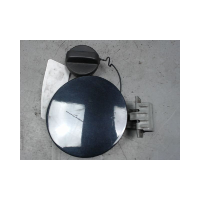 VOLET DE TRAPPE CARBURANT TOYOTA YARIS