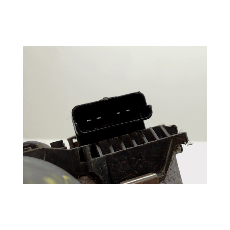 MOTEUR ESSUIE-GLACE AVG PEUGEOT 407