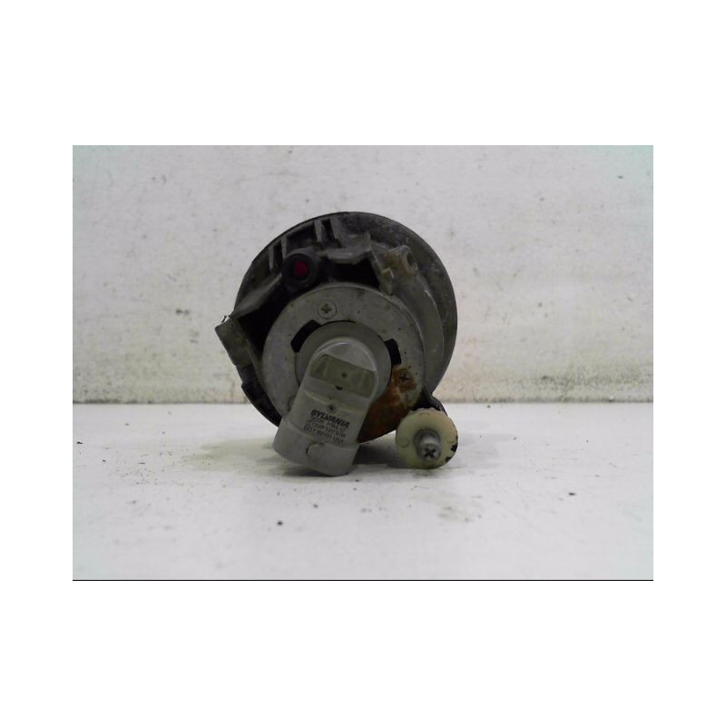 PHARE ANTIBROUILLARD AVANT GAUCHE TOYOTA YARIS