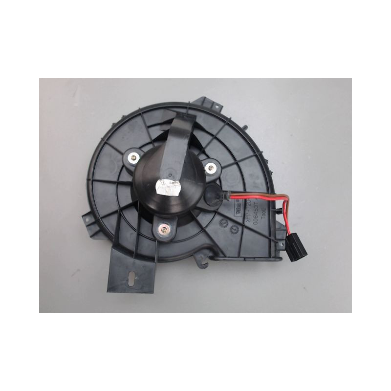 MOTEUR VENTILATEUR CHAUFFAGE OPEL CORSA