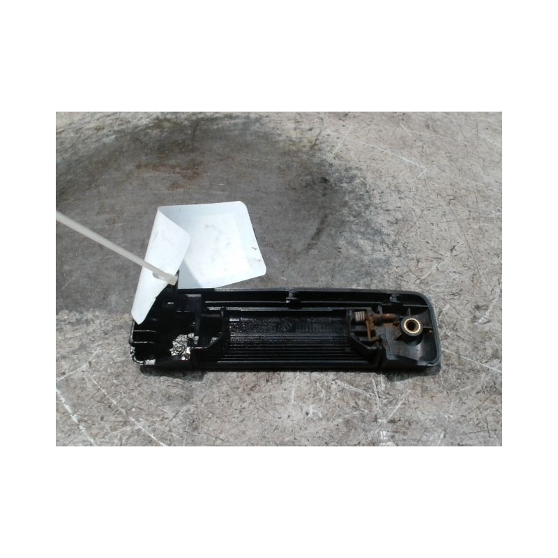 POIGNEE EXTERIEURE PORTE AVANT GAUCHE RENAULT 19