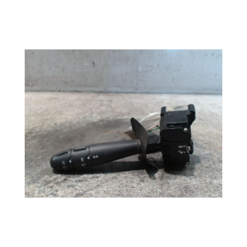 COMMANDE CLIGNOTANT RENAULT CLIO II CAMPUS 06-