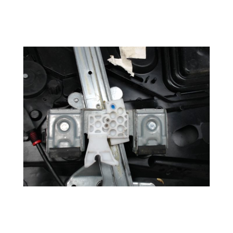 MECANISME+MOTEUR LEVE-GLACE AVANT DROIT FORD FIESTA 2005-