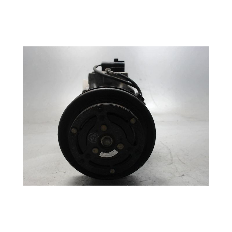 COMPRESSEUR AIR CONDITIONNE TOYOTA YARIS -2003