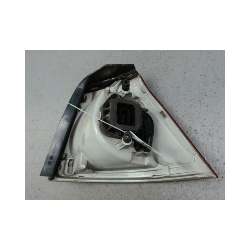 FEU ARRIERE GAUCHE  VOLKSWAGEN GOLF V 2003-2009