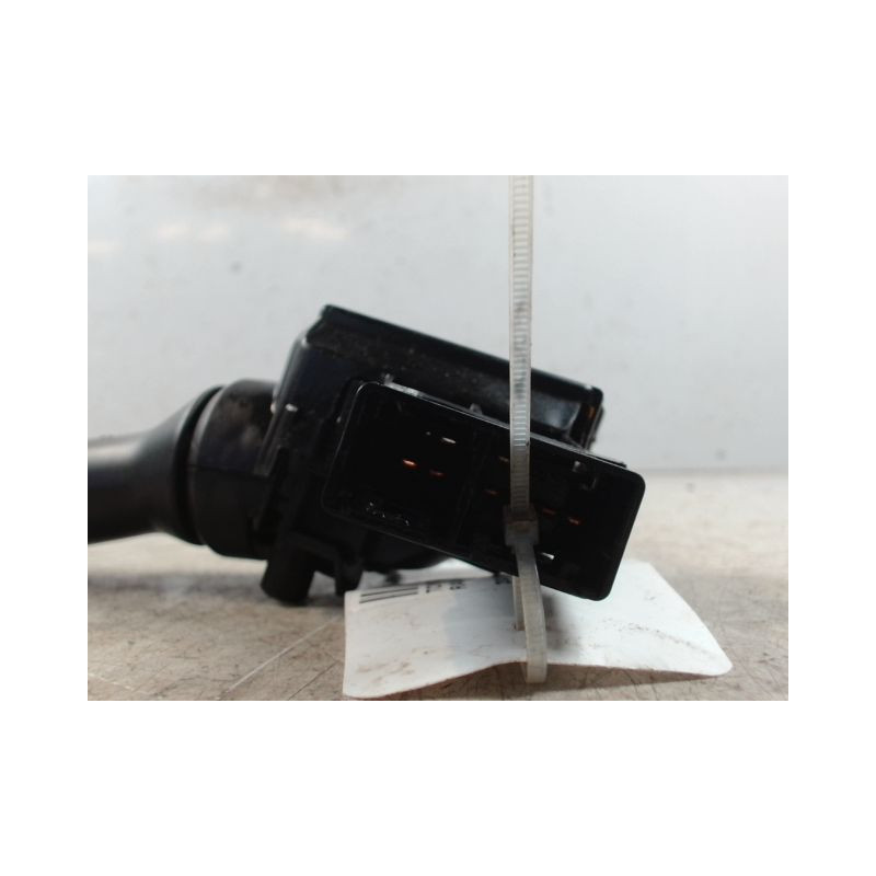 COMMANDE ESSUIE GLACE TOYOTA RAV4 2003-