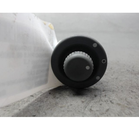 COMMANDE RETROVISSEUR EXT ELECTRIQUE