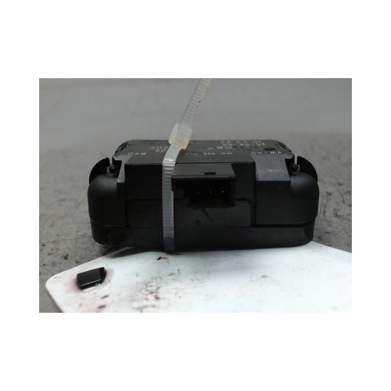 CAPTEUR DE PLUIE VOLKSWAGEN GOLF V 2003-2009