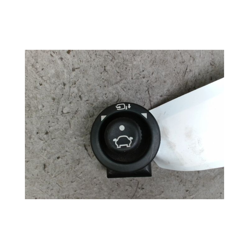 COMMANDE RETROVISSEUR EXTERIEUR ELECTRIQUE FORD FIESTA 2005-