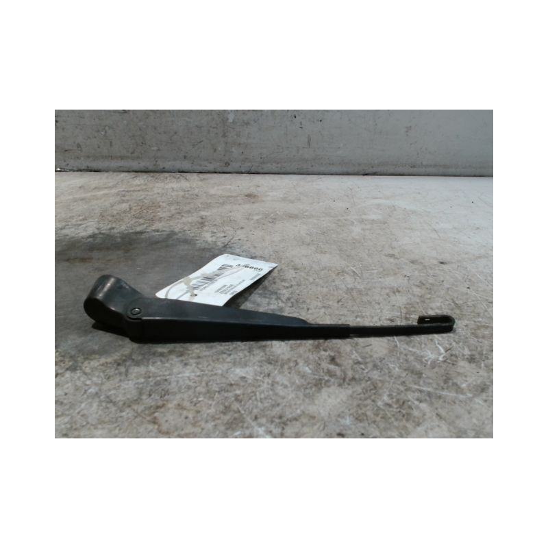 BRAS ESSUIE-GLACE ARRIERE FORD FIESTA