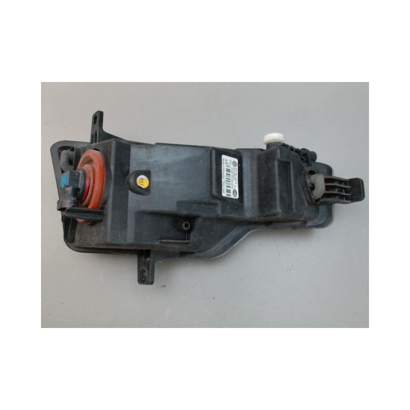 PHARE ANTIBROUILLARD AVANT GAUCHE VOLKSWAGEN GOLF