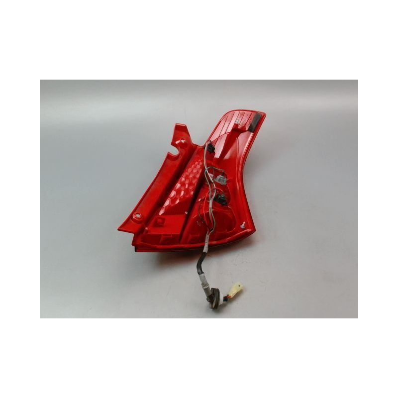 FEU ARRIERE GAUCHE  SUZUKI SWIFT III 2005-2011