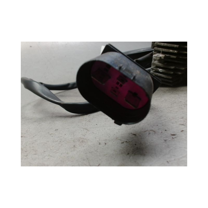 MOTEUR VENTILATEUR RADIATEUR AUDI A4 AVANT 01-04