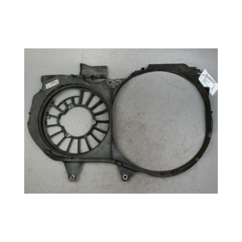 SUPPORT DE VENTILATEUR AUDI A4 AVANT 01-04