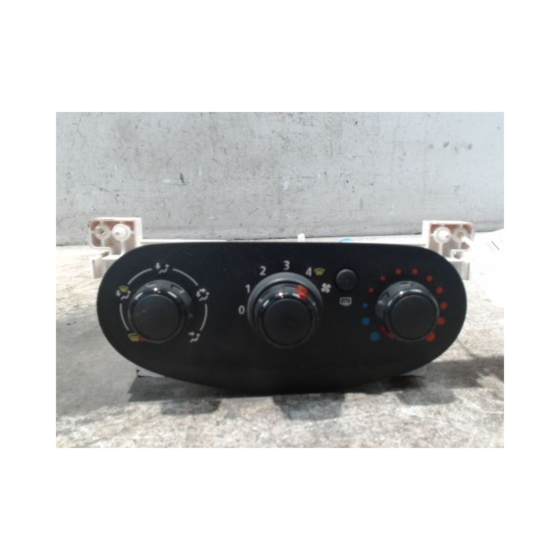 COMMANDE DE CHAUFFAGE DACIA SANDERO 2008-