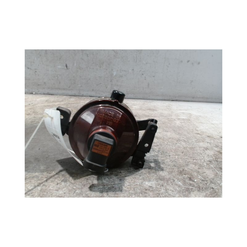 PHARE ANTIBROUILLARD AVANT GAUCHE FORD FOCUS 05-07