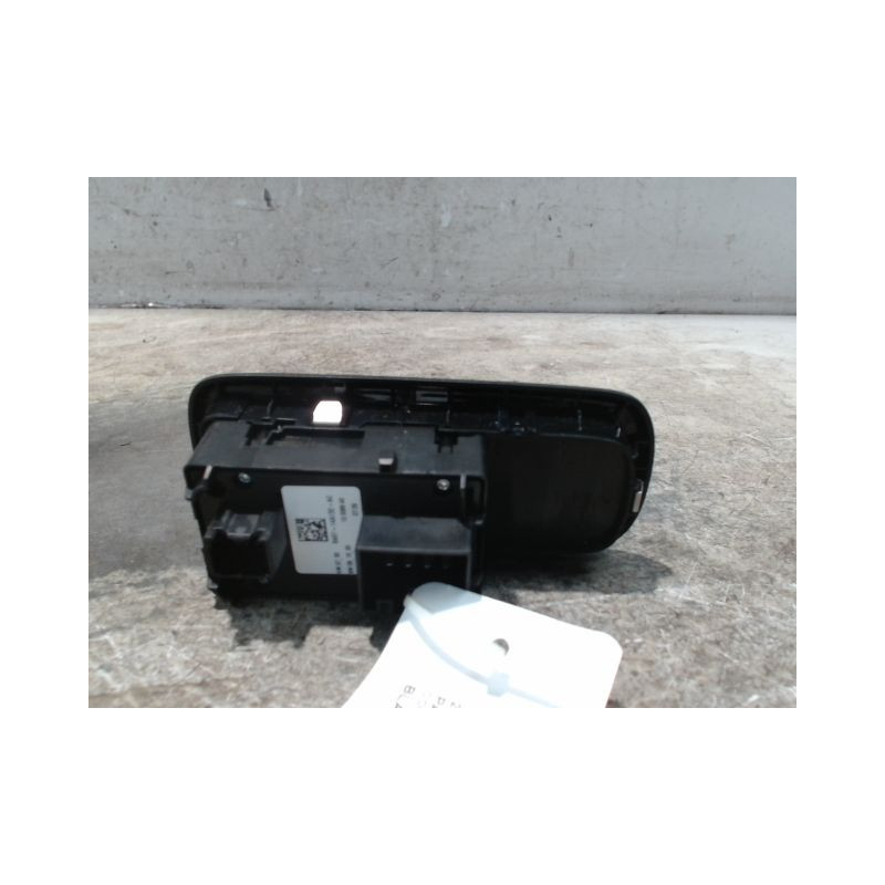 COMMANDE LEVE-GLACE PORTE AVG FORD FIESTA