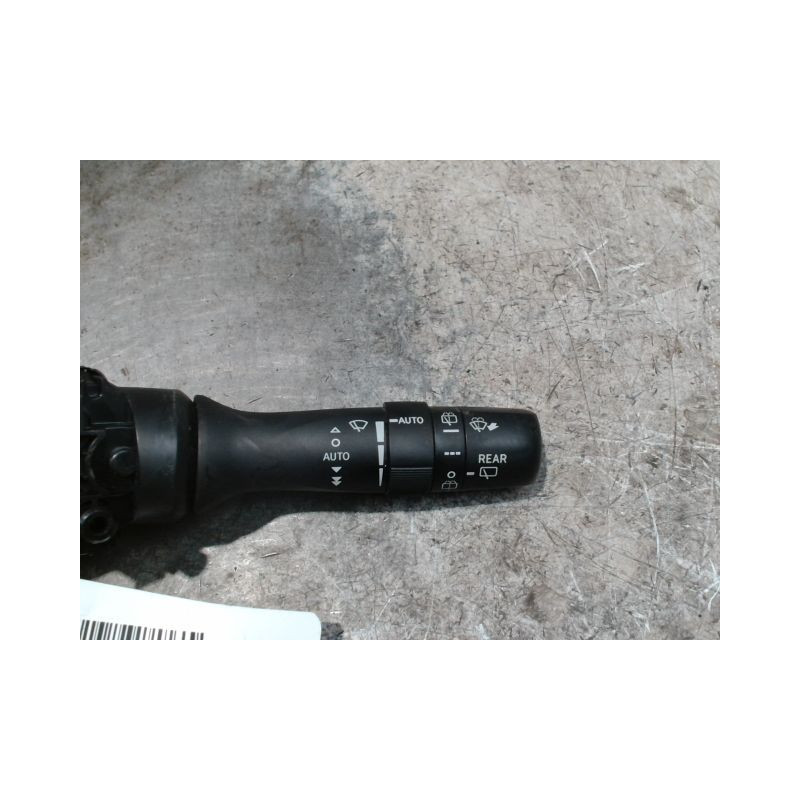 COMMANDE ESSUIE GLACE TOYOTA IQ 2008-