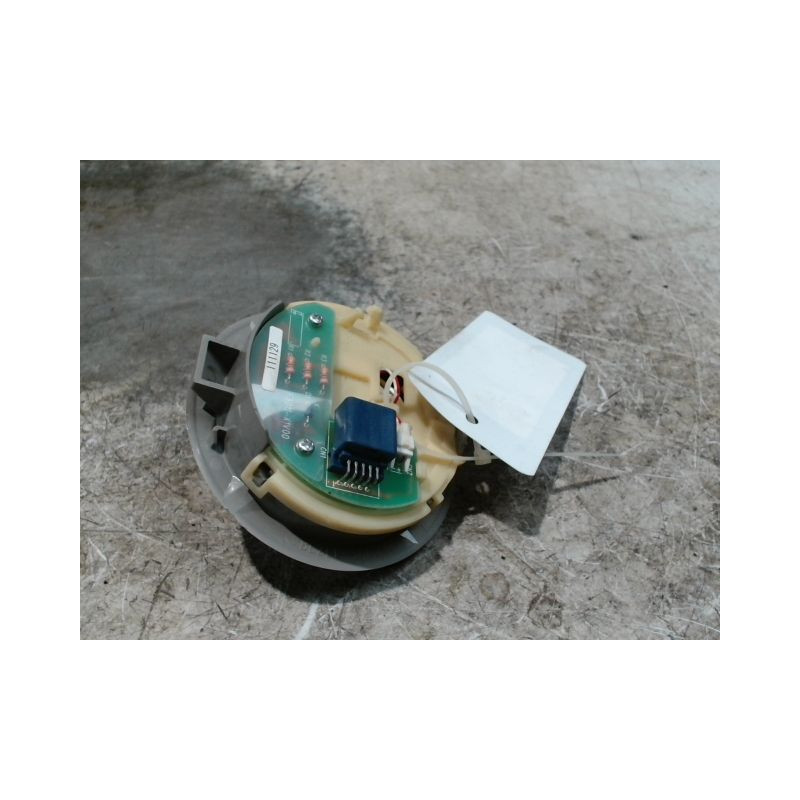 PLAFONNIER TOYOTA IQ 2008-