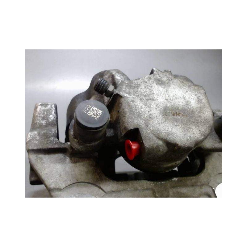 ETRIER DE FREIN AVANT GAUCHE VOLVO XC60