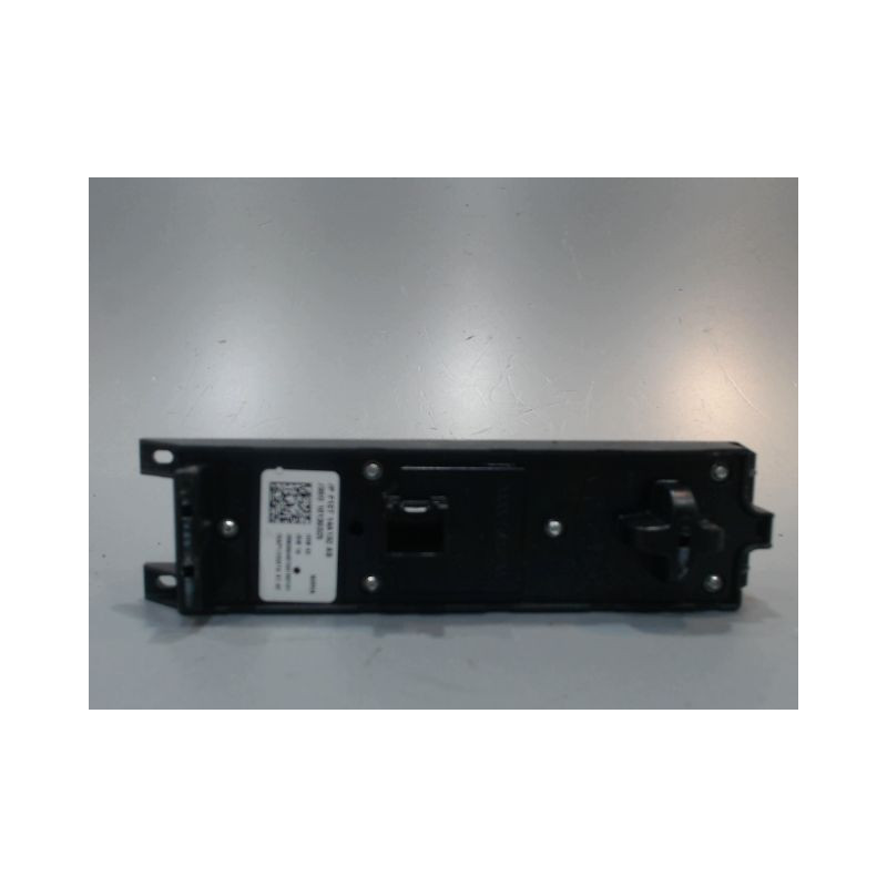 COMMANDE LEVE-GLACE PORTE AVG FORD B-MAX