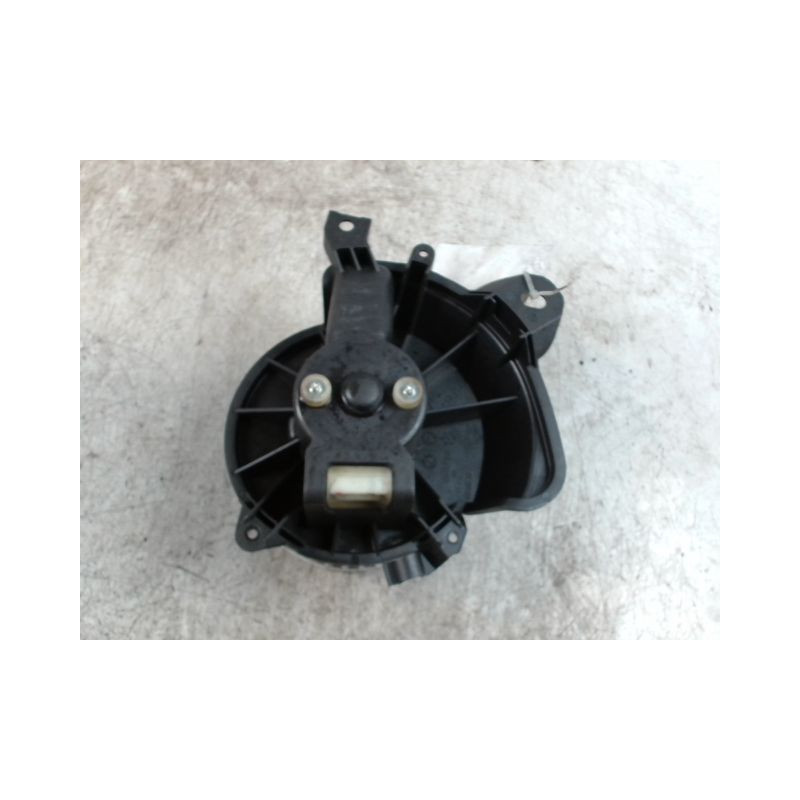 MOTEUR VENTILATEUR CHAUFFAGE OPEL CORSA 2010-