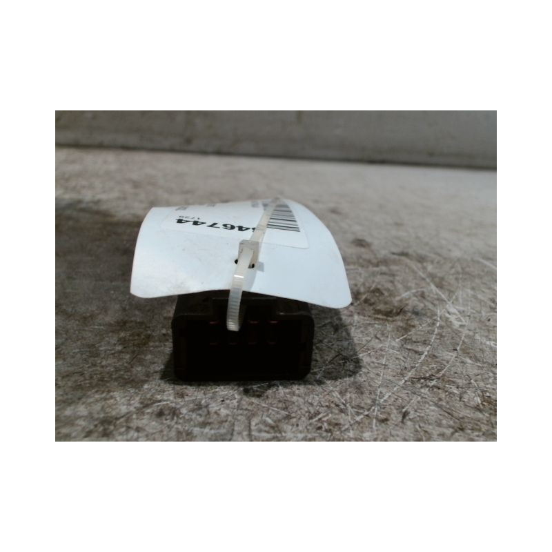 BOUTON DE WARNING RENAULT THALIA