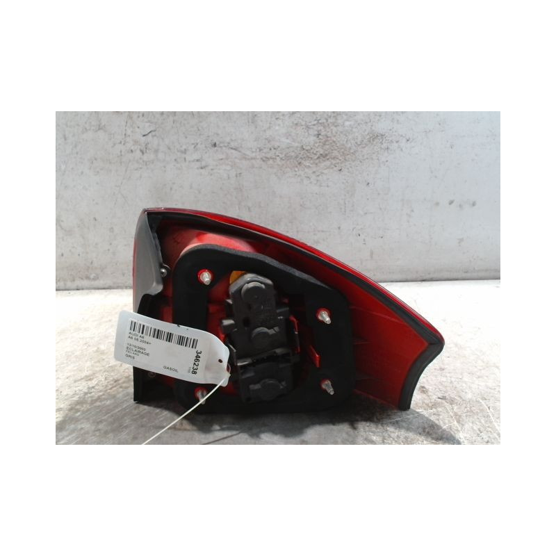 FEU ARRIERE GAUCHE  AUDI A6 2004-