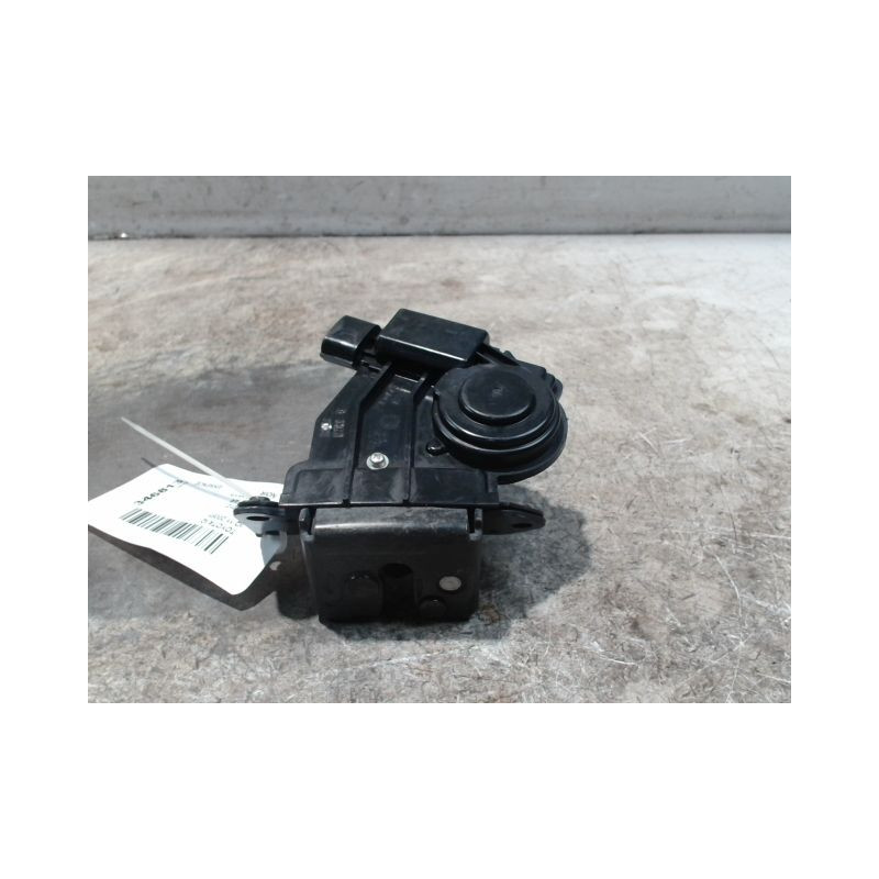 SERRURE HAYON  TOYOTA IQ 2008-