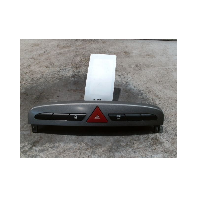 BOUTON DE WARNING PEUGEOT 308 SW 2008-