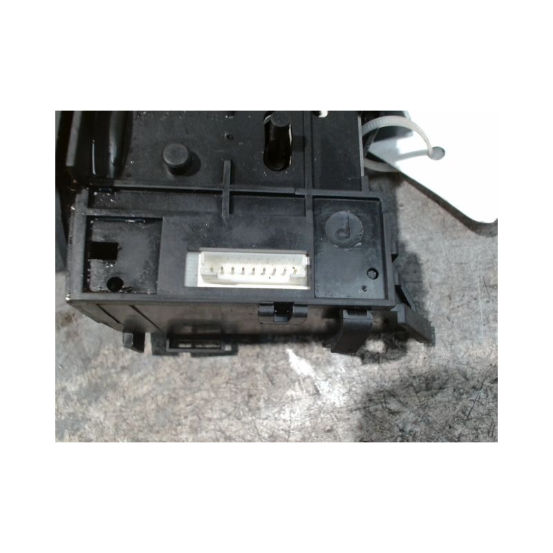 COMMANDE CLIGNOTANT RENAULT SCENIC II PH1 02-06